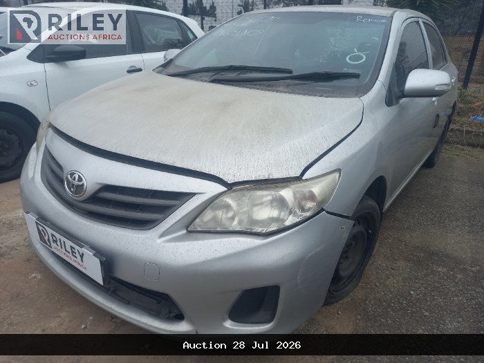 2012 TOYOTA COROLLA (SILVER)