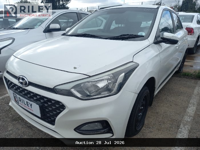 2018 HYUNDAI I20 1.4 FLUID M/T 5DR (2015-2017) (WHITE)