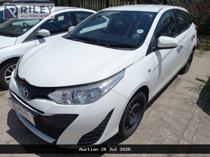 2020 TOYOTA YARIS (WHITE)