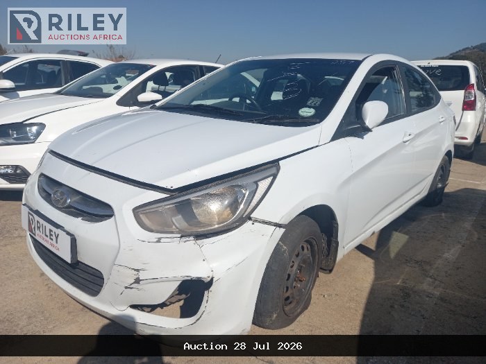 2018 HYUNDAI ACCENT 1.6 FLUID MAN S/D (2016-2017) (WHITE)