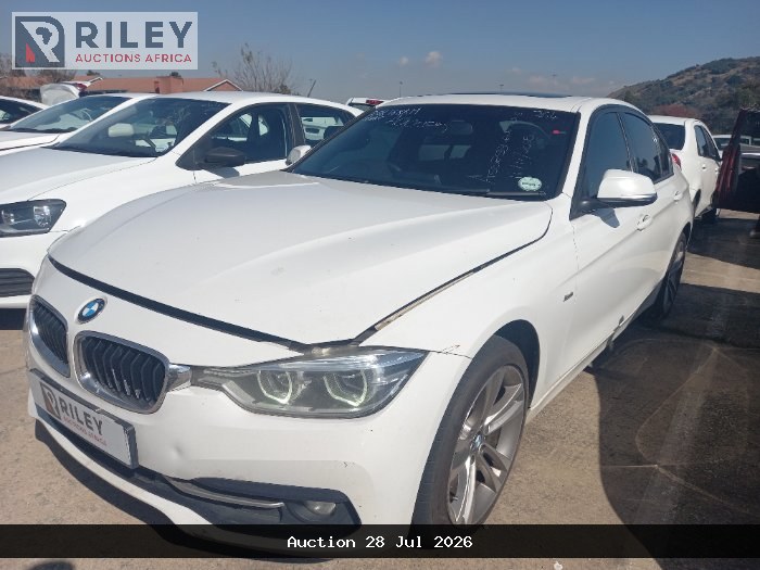 2018 BMW 320I A/T S/D (F30) (2018) (WHITE)