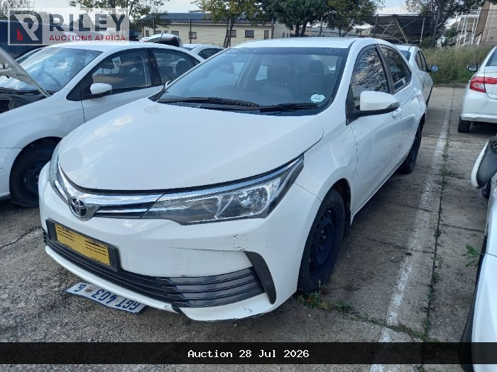 2017 TOYOTA COROLLA (WHITE)