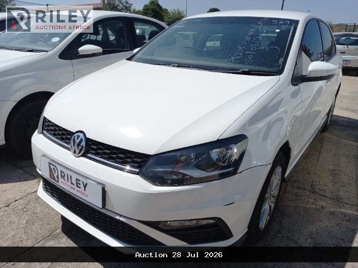 2021 VW POLO (WHITE)