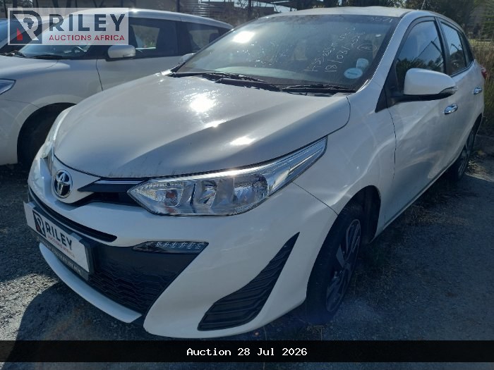 2020 TOYOYTA YARIS (WHITE)