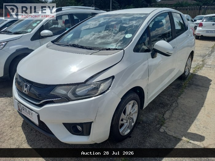 2020 HONDA JAZZ (WHITE)