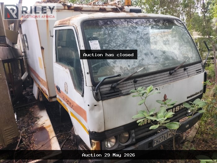 MITSUBISHI CANTER 35 TRUCK