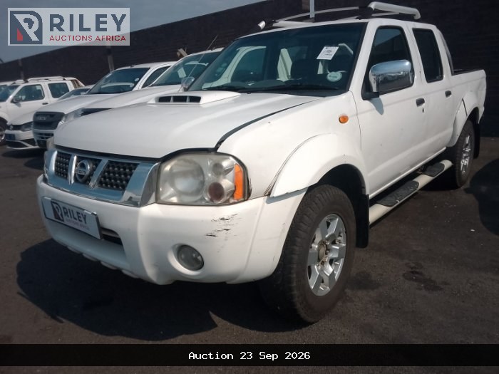 2015 NISSAN HARD BODY (ODO : 224215)