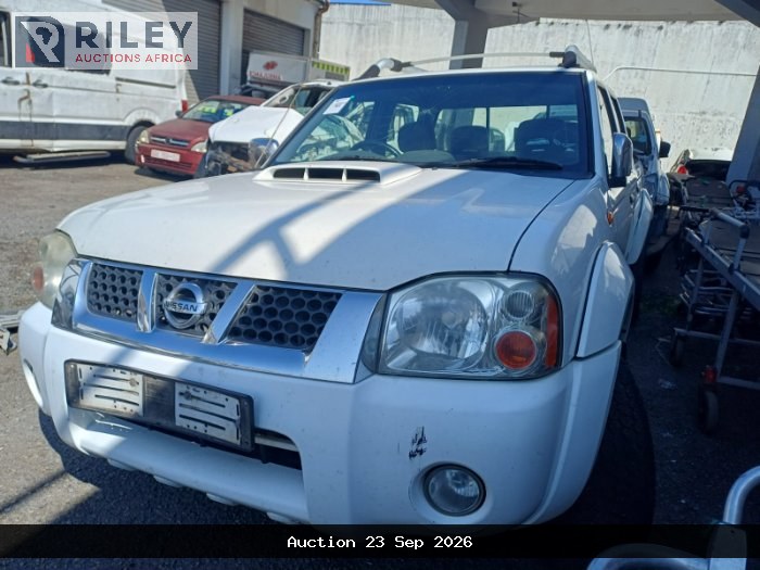 2015 NISSAN HARDBODY NP300 D/CAB DIESEL (ODO : 267124)
